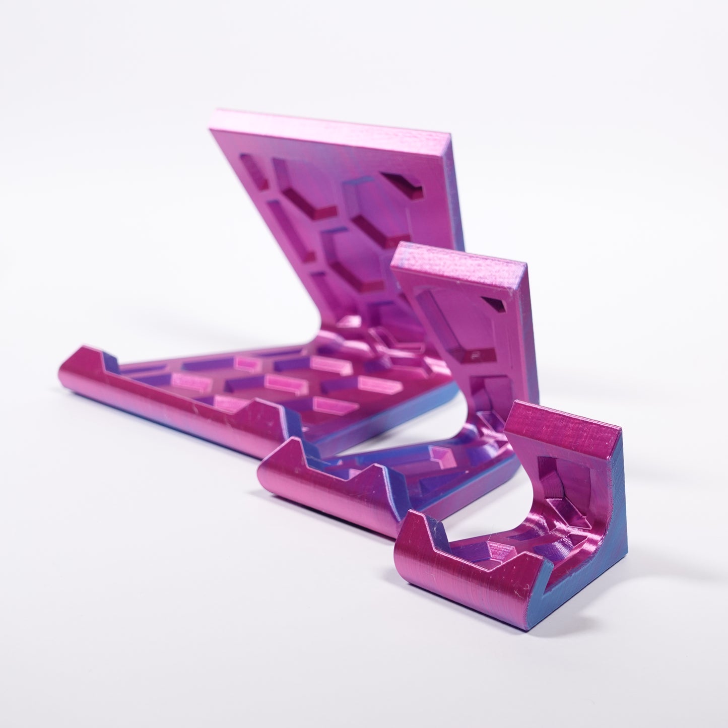 Hex Sweep Tablet and Phone Stand