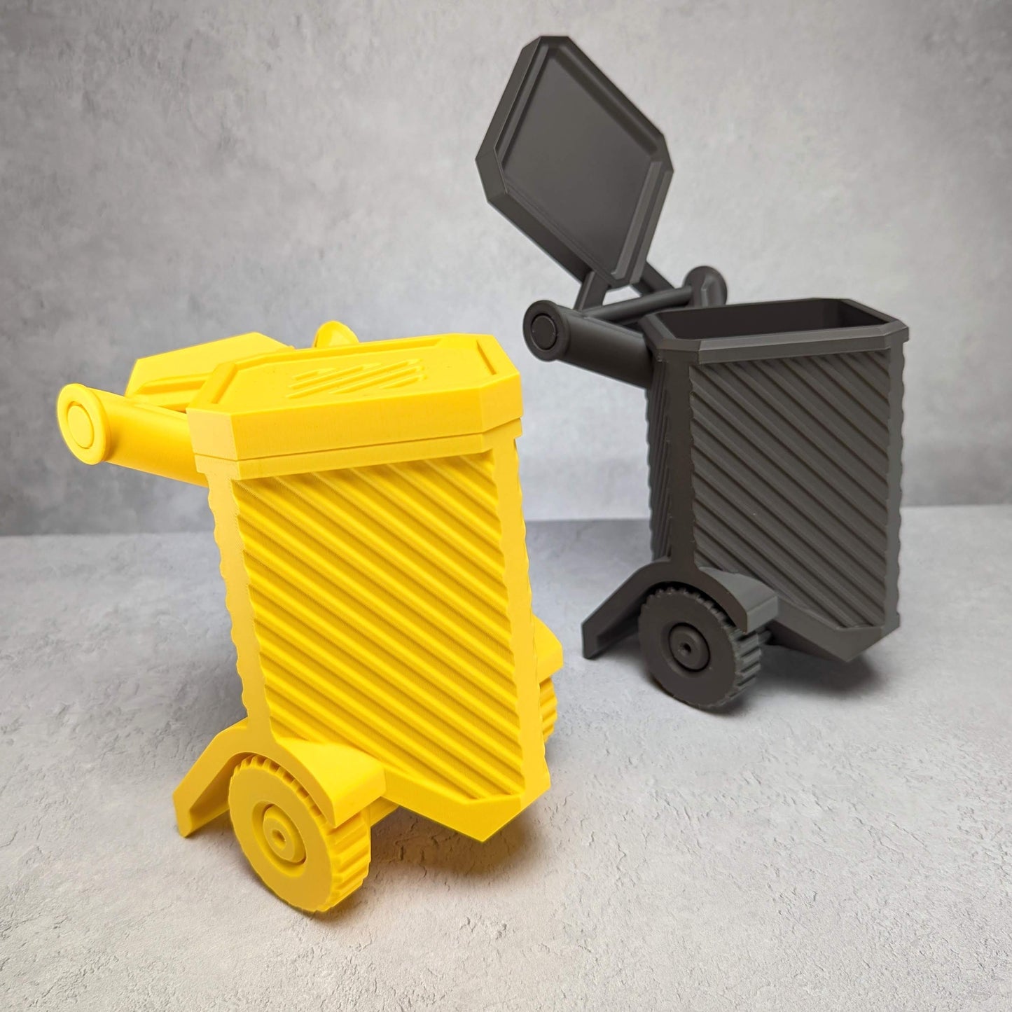 3D-Printed Rolly Bin – Pencil Holder or Desktop Litter Bin