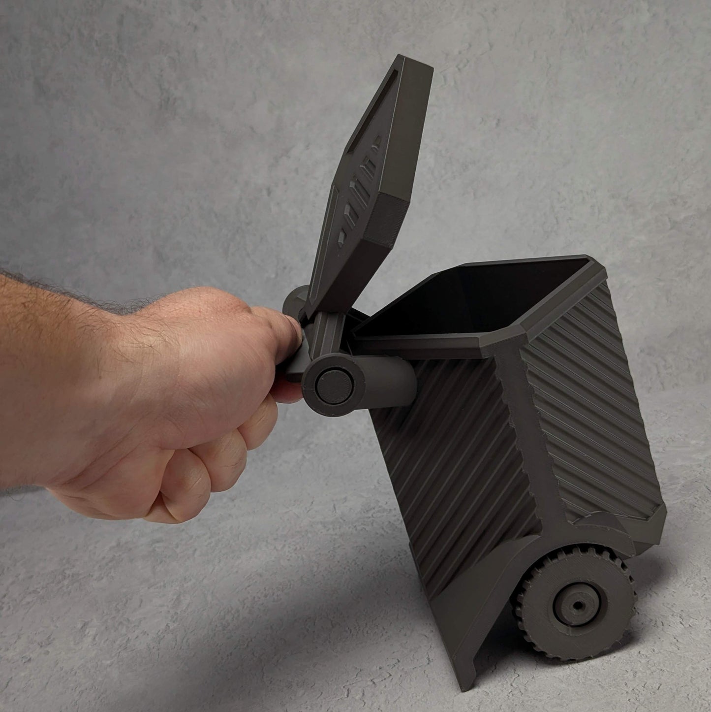 3D-Printed Rolly Bin – Pencil Holder or Desktop Litter Bin