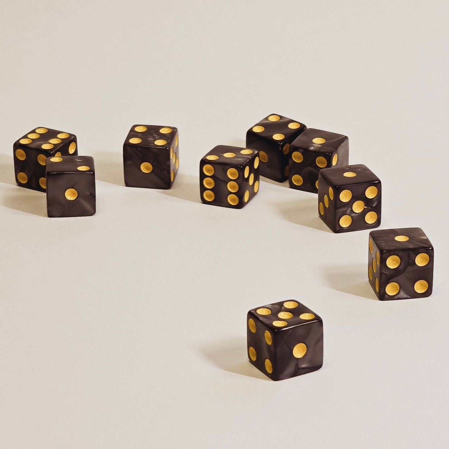D6 Dice – Liquid Metallic Swirl Design